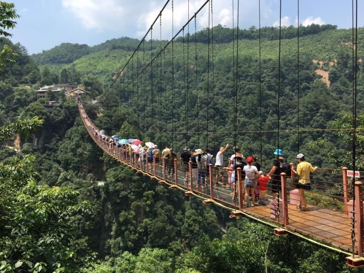 三明玻璃天橋